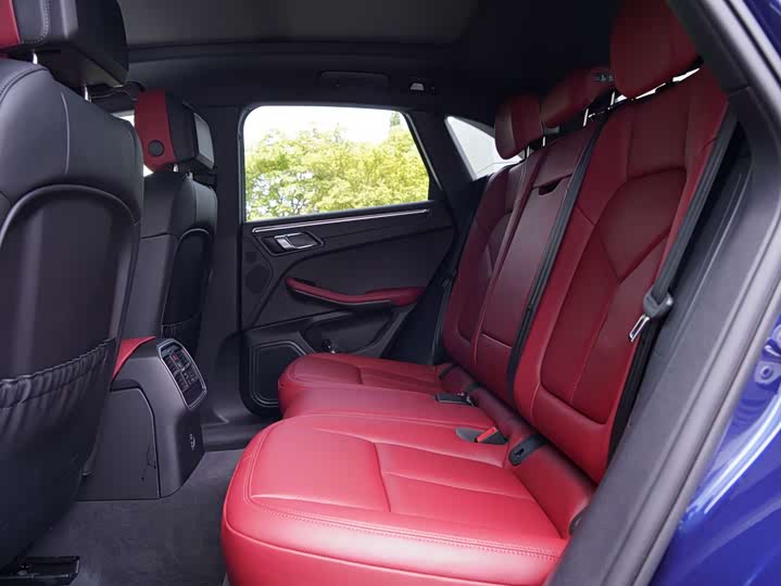 Фото 8 - Porsche Macan