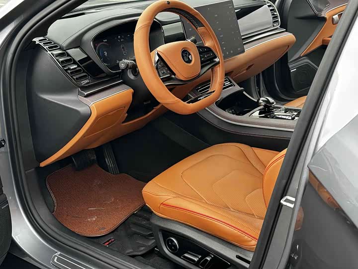 Фото 8 - BYD Han