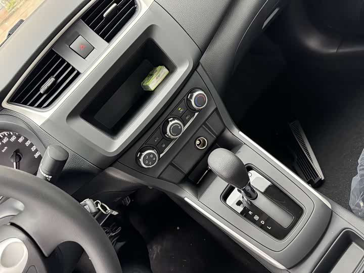 Фото 18 - Nissan Sylphy