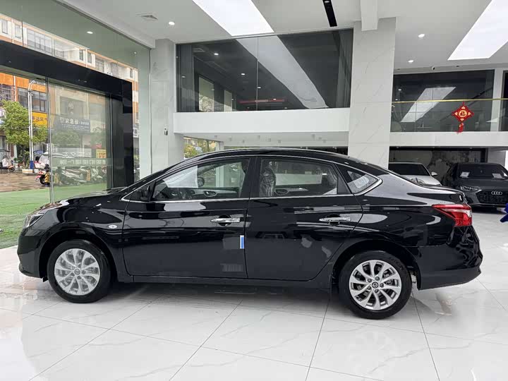 Фото 8 - Nissan Sylphy
