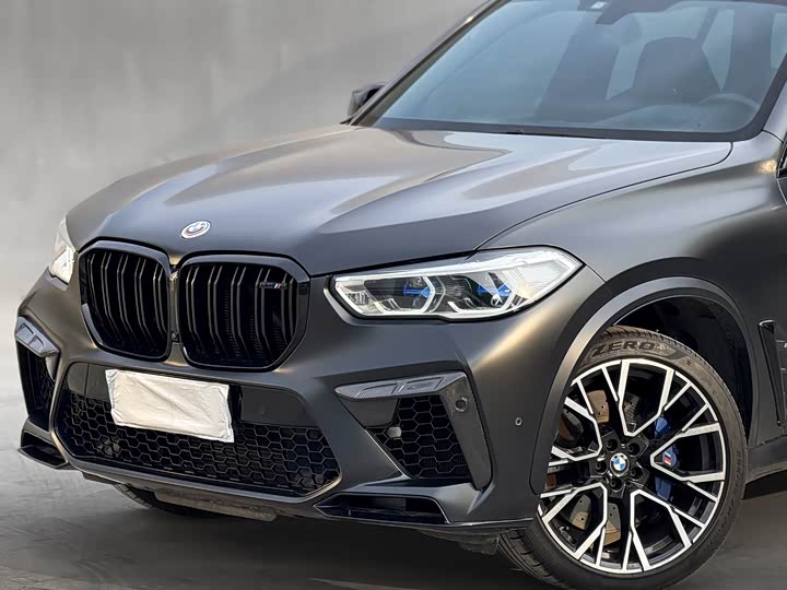 Фото 13 - BMW X5 M