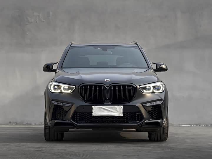 Фото 2 - BMW X5 M