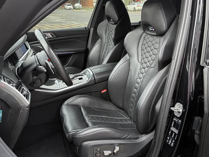 Фото 9 - BMW X5 M