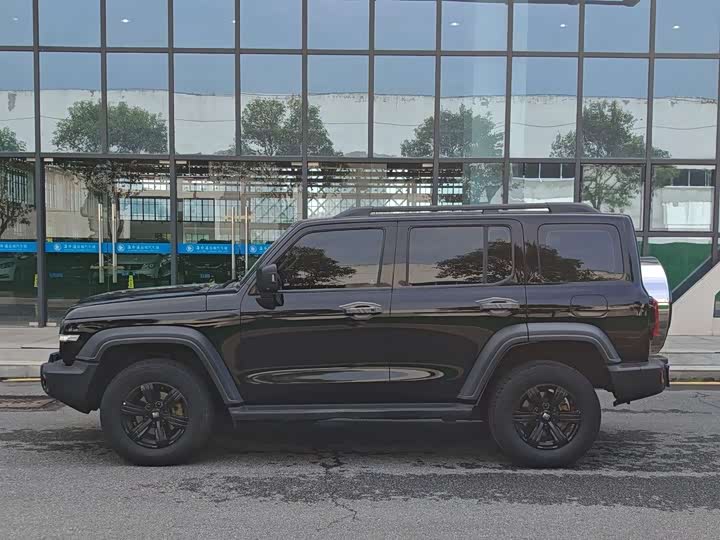 Фото 3 - Tank 300