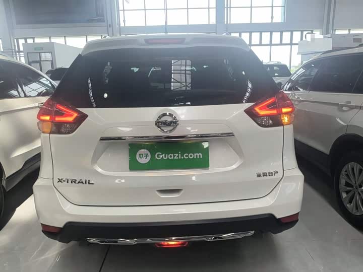 Фото 6 - Nissan X-Trail