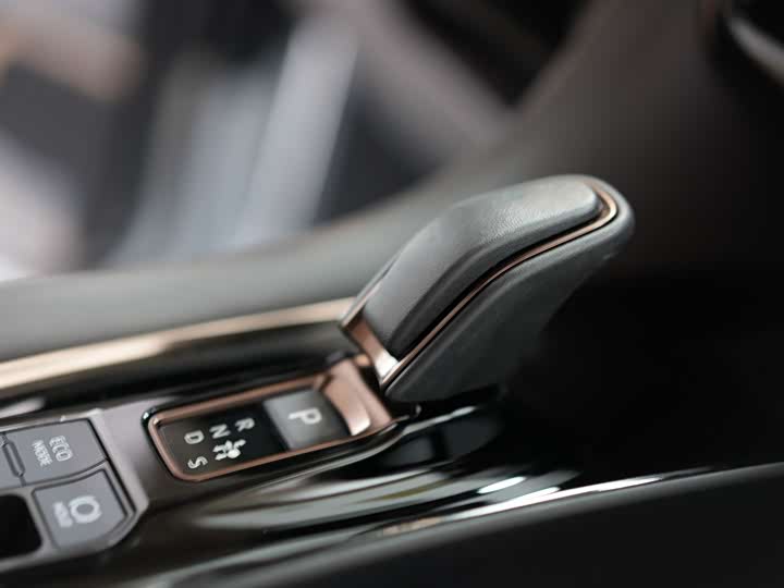 Фото 16 - Toyota Alphard