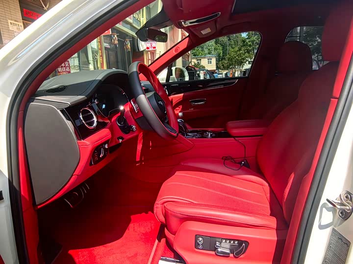 Фото 7 - Bentley Bentayga