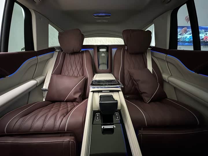 Фото 11 - Mercedes-Benz GLS-Class