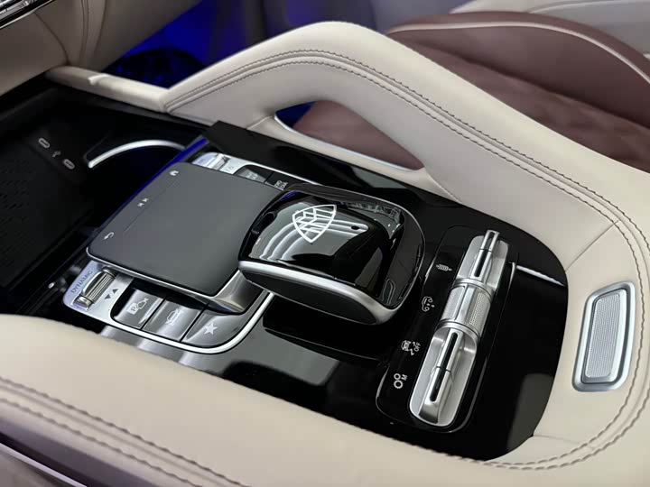 Фото 15 - Mercedes-Benz GLS-Class