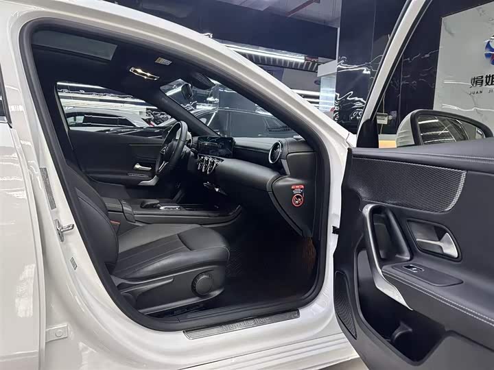 Фото 3 - Mercedes-Benz A-Class