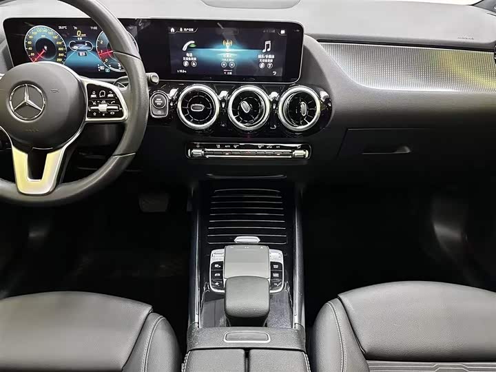 Фото 9 - Mercedes-Benz A-Class