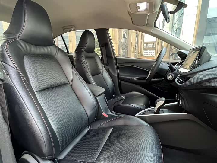 Фото 8 - Chevrolet Onix (Cavalier)