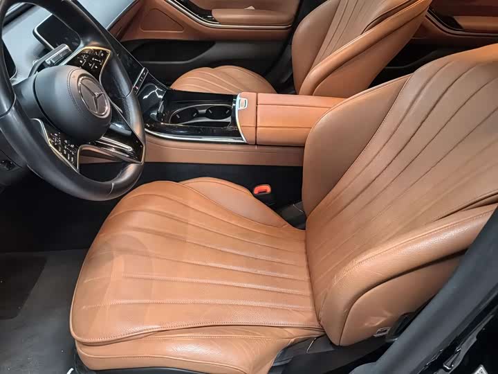 Фото 5 - Mercedes-Benz S-Class