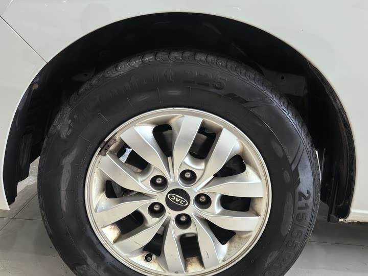 Фото 5 - JAC Refine M4