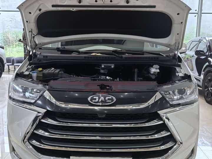 Фото 6 - JAC Refine M4