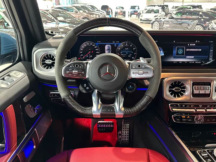 Фото 11 - Mercedes-Benz G-Class AMG