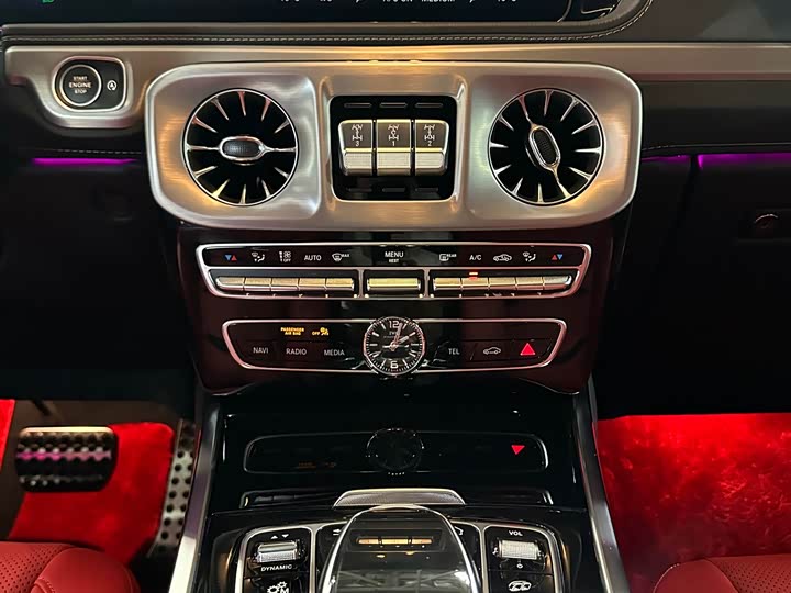 Фото 12 - Mercedes-Benz G-Class AMG