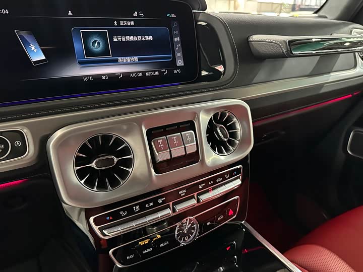 Фото 15 - Mercedes-Benz G-Class AMG