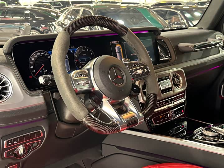 Фото 6 - Mercedes-Benz G-Class AMG