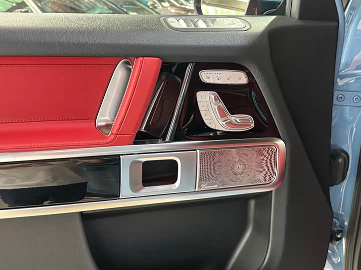 Фото 7 - Mercedes-Benz G-Class AMG