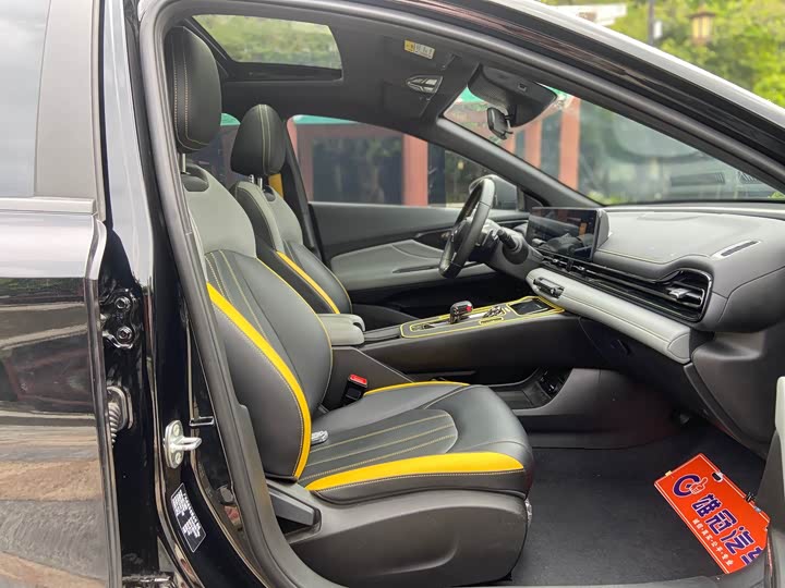 Фото 16 - GAC Trumpchi Empow R