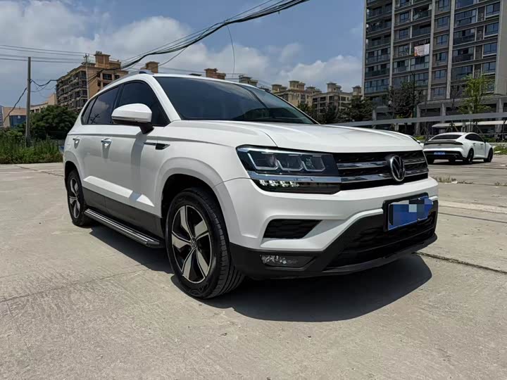 Фото 3 - Volkswagen Tharu