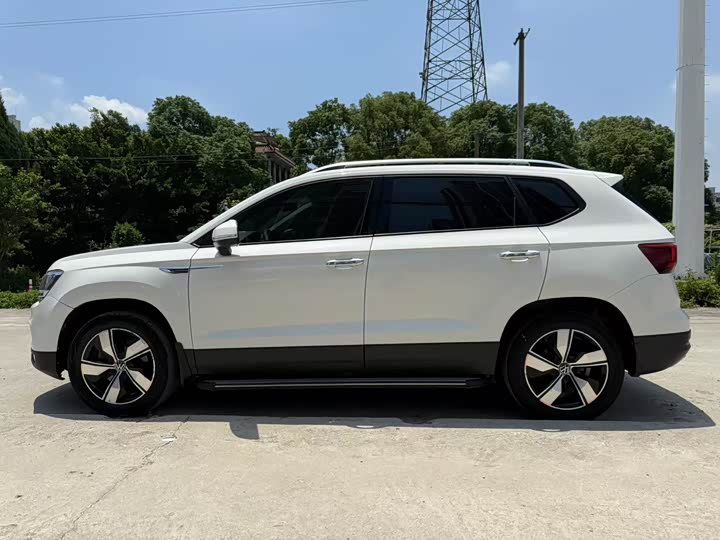 Фото 4 - Volkswagen Tharu