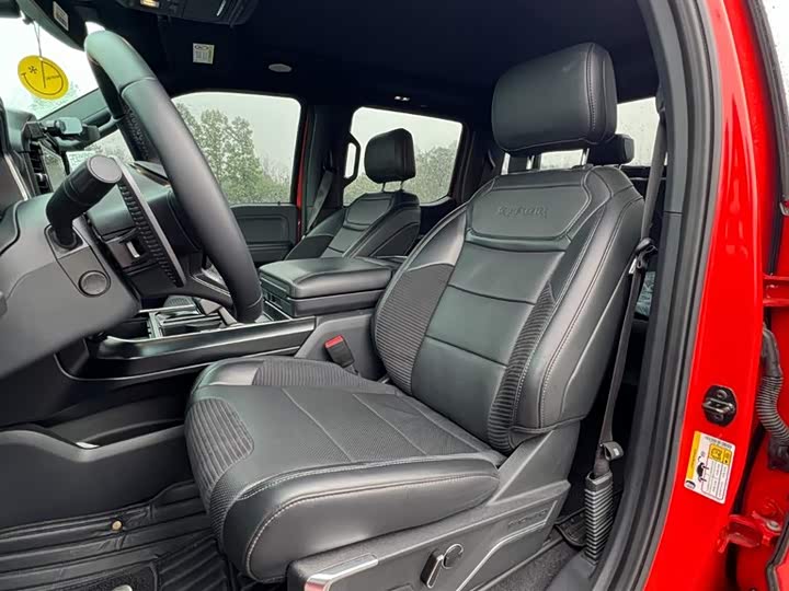 Фото 13 - Ford F-150 Raptor