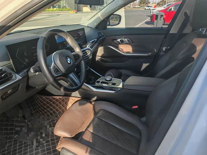 Фото 4 - BMW 3 Series