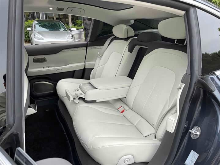 Фото 17 - Nio ET7