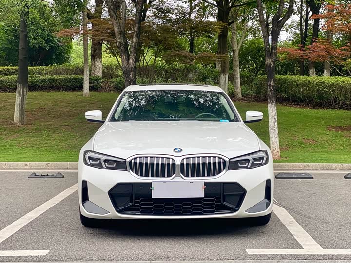 Фото 1 - BMW 3 Series