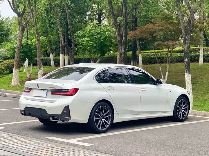 Фото 12 - BMW 3 Series