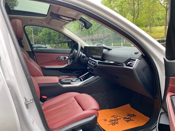 Фото 9 - BMW 3 Series