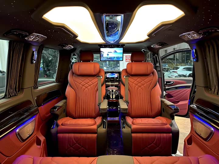 Фото 8 - Mercedes-Benz Vito