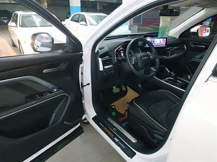 Фото 16 - Haval H6