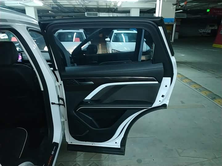 Фото 27 - Haval H6