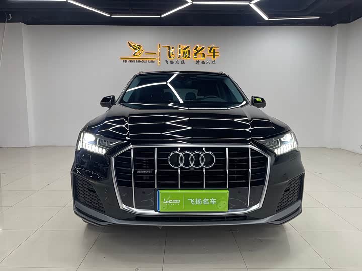 Фото 2 - Audi Q7