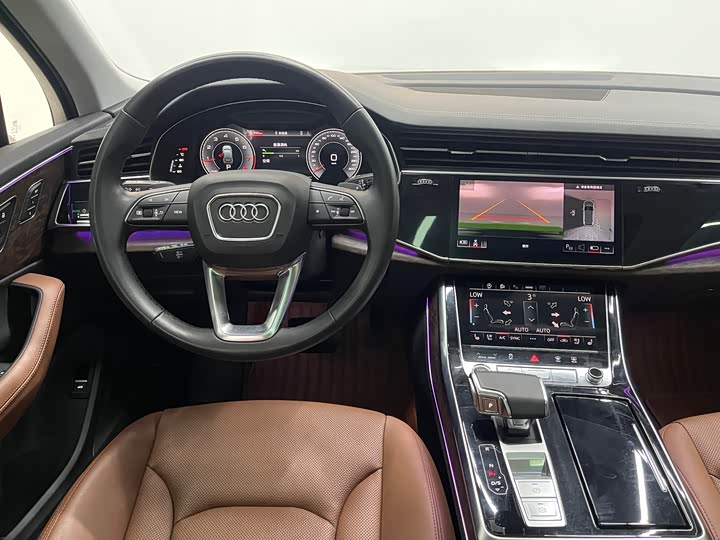 Фото 7 - Audi Q7