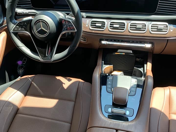 Фото 10 - Mercedes-Benz GLE-Class