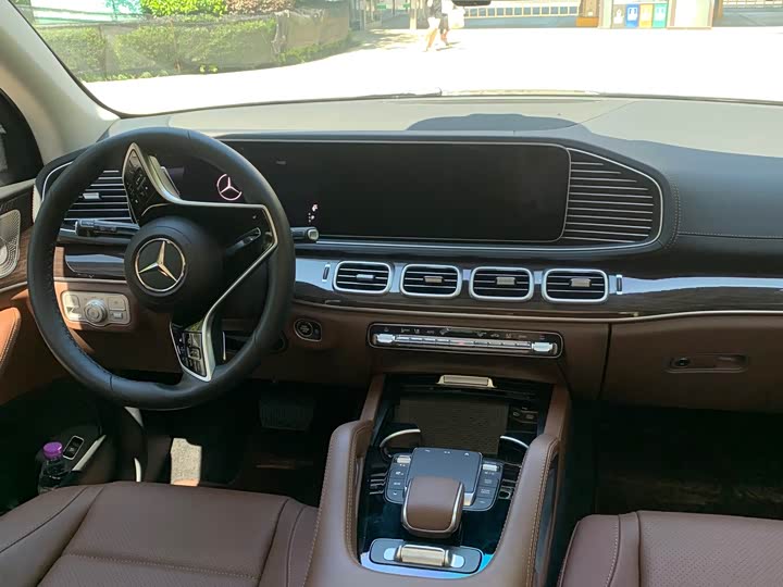 Фото 14 - Mercedes-Benz GLE-Class