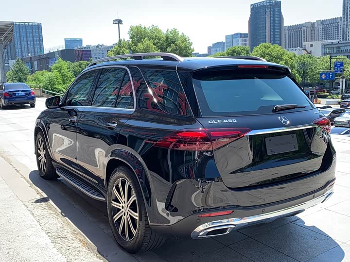 Фото 4 - Mercedes-Benz GLE-Class