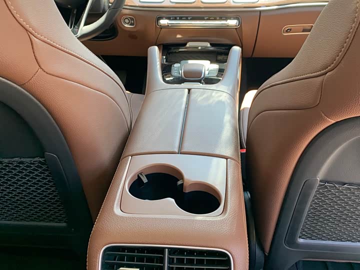 Фото 9 - Mercedes-Benz GLE-Class