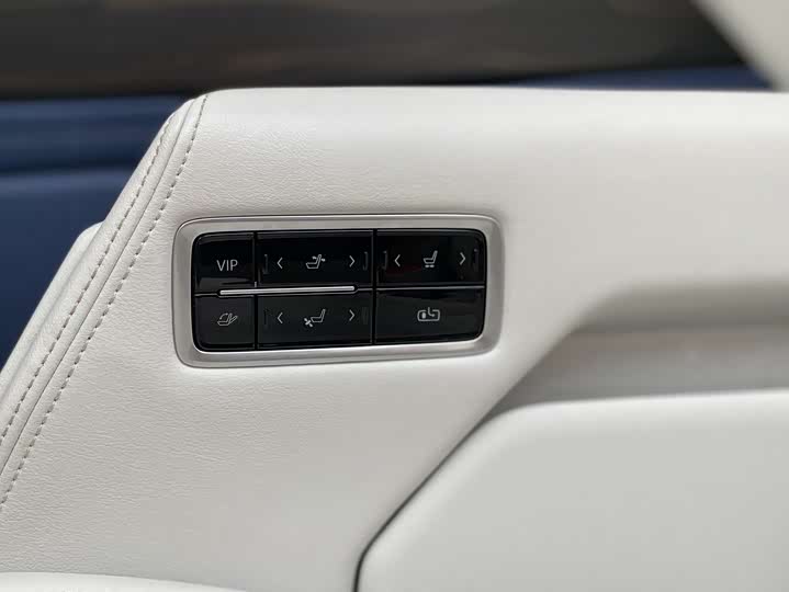 Фото 17 - Buick GL8 Century