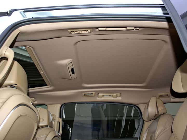 Фото 21 - Buick GL8 ES