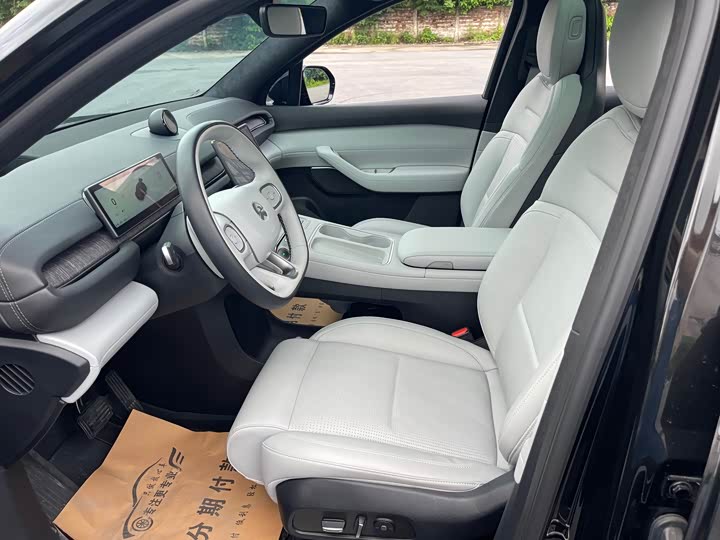 Фото 25 - Nio ES6