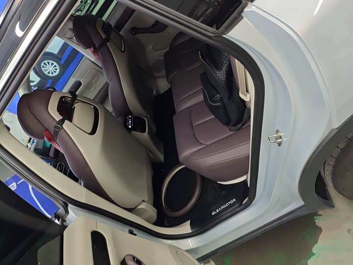 Фото 5 - Leapmotor C11