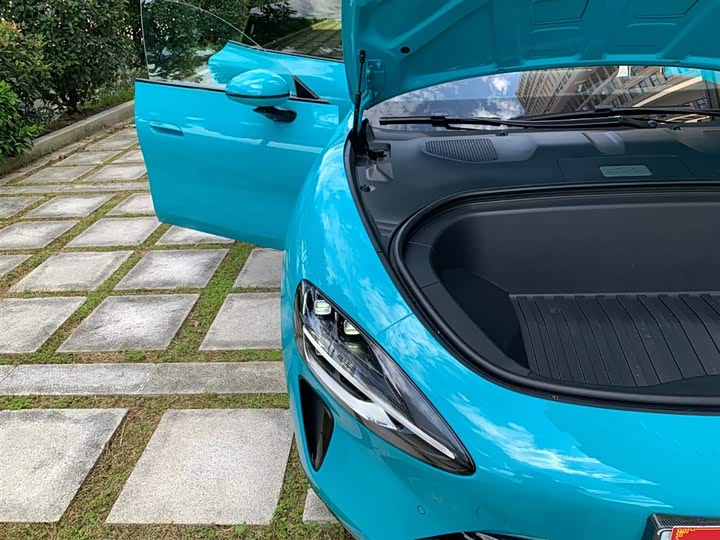 Фото 17 - Xiaomi SU7