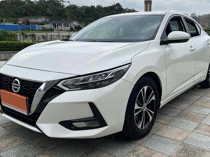 Фото 1 - Nissan Sylphy