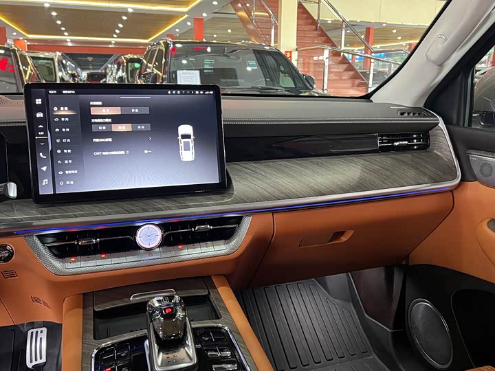 Фото 13 - Tank 500