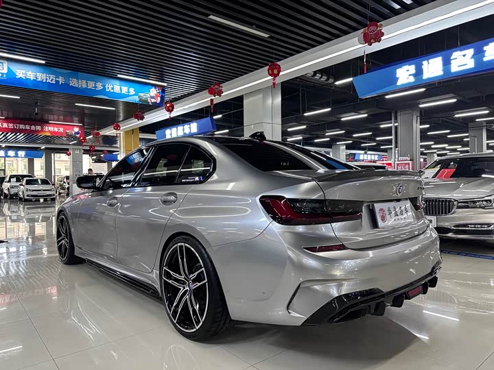 Фото 9 - BMW 3 Series